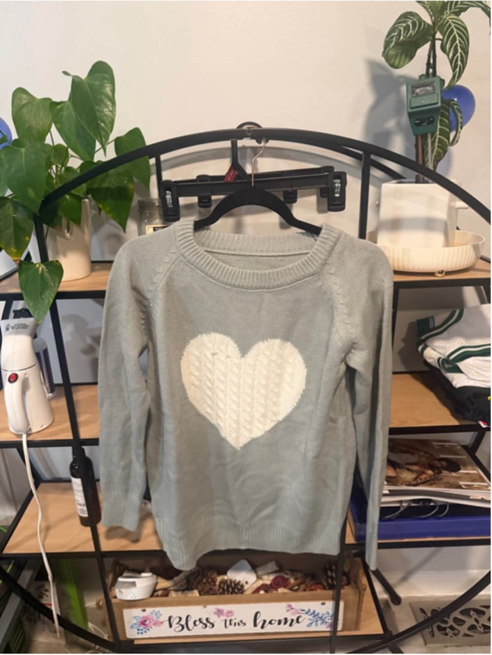 Women's Unbranded Crew Neck Sweater S Light gray White Heart